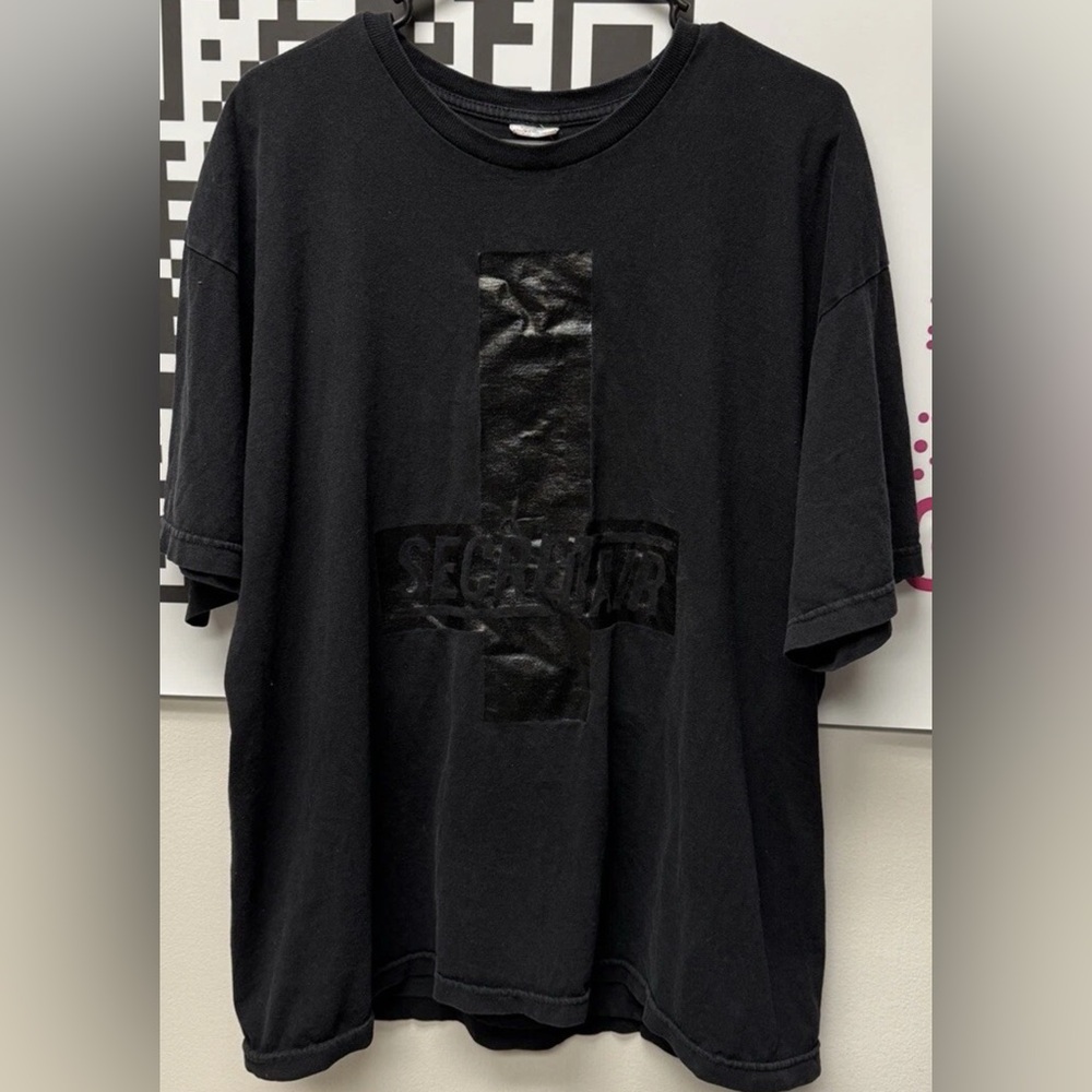 Secret Lair - Upside Down Cross Black-On-Black XL Shirt Cult VHS Horror VHShole
